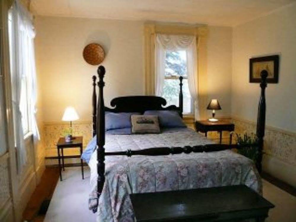 Le Vatout Bed & Breakfast Waldoboro Habitación foto
